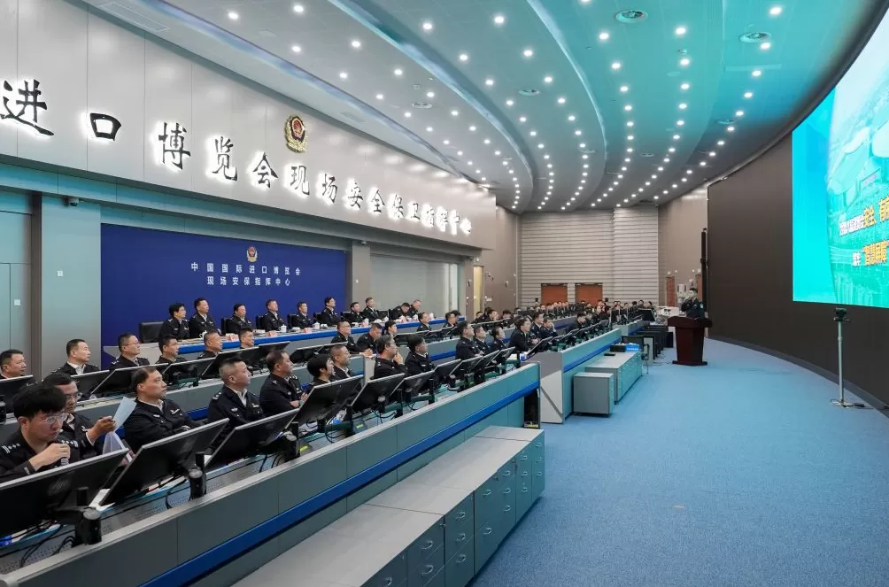 第八届进博会将至，上海警方开展实景演练检验筹备情况-第1张图片-