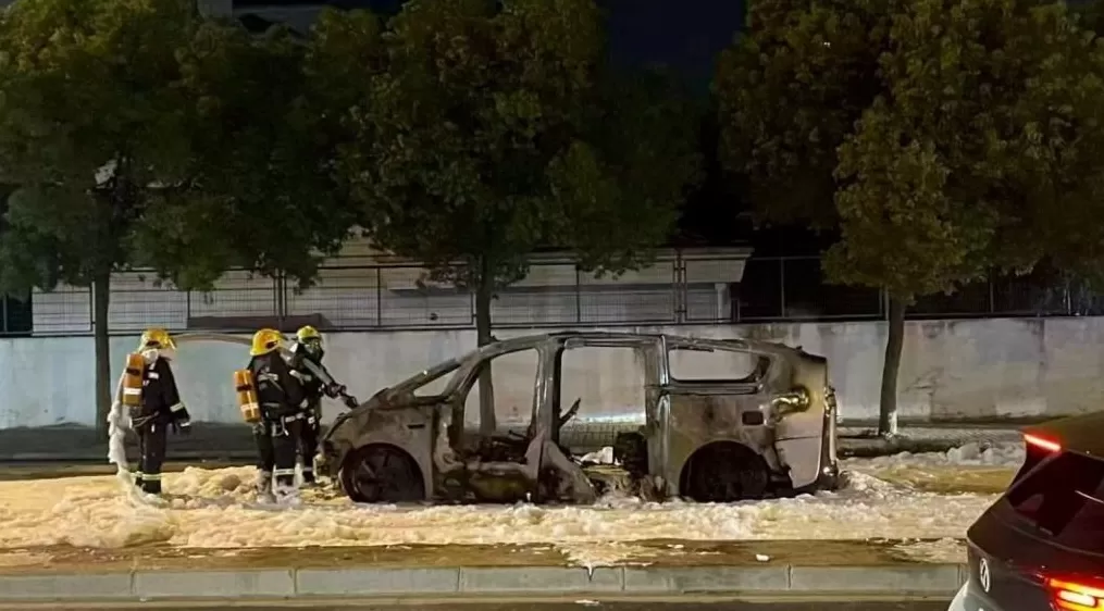 理想汽车回应MEGA起火事故：驾乘人员全部安全离车，积极配合消防部门调查-第1张图片-