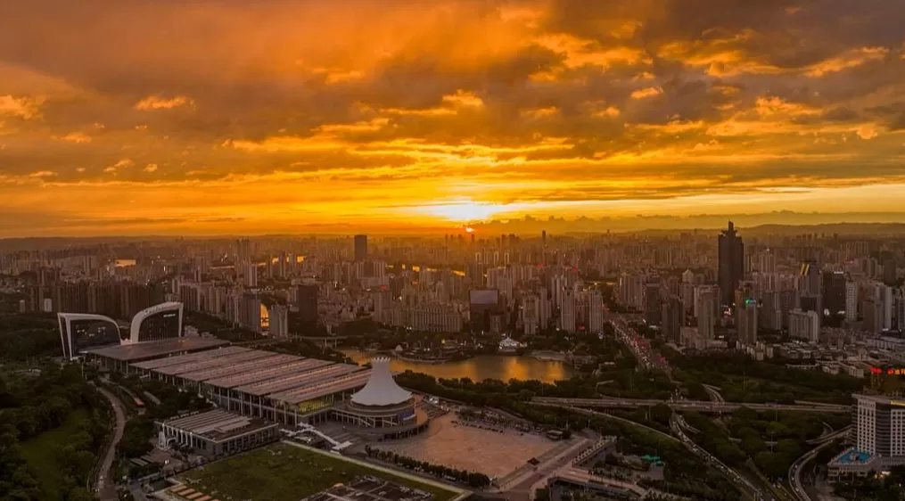 广西前三季度GDP为21487.03亿元，同比增5.3%-第1张图片-