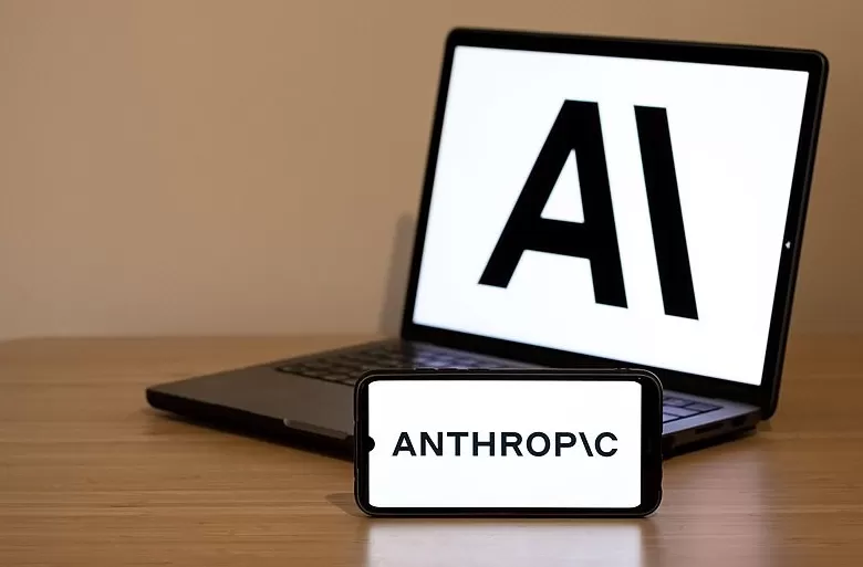 规模达数百亿美元！谷歌将向OpenAI劲敌Anthropic供应100万颗专用AI芯片-第1张图片-