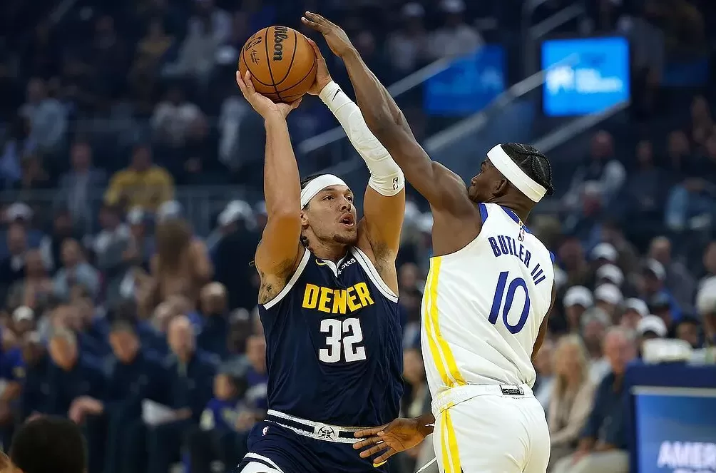 真勇士库里42分加时赛接管比赛！勇士送给掘金新赛季开门黑-第10张图片-