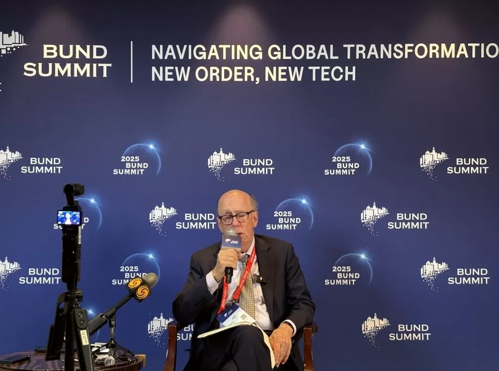 斯蒂芬·罗奇：美股科技七巨头泡沫令人担忧，比特币等加密货币是“定时炸弹”-第1张图片-