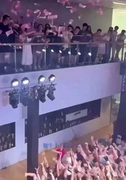 贵司还招人吗？影石又双叒叕发钱了，这次是金子-第5张图片-