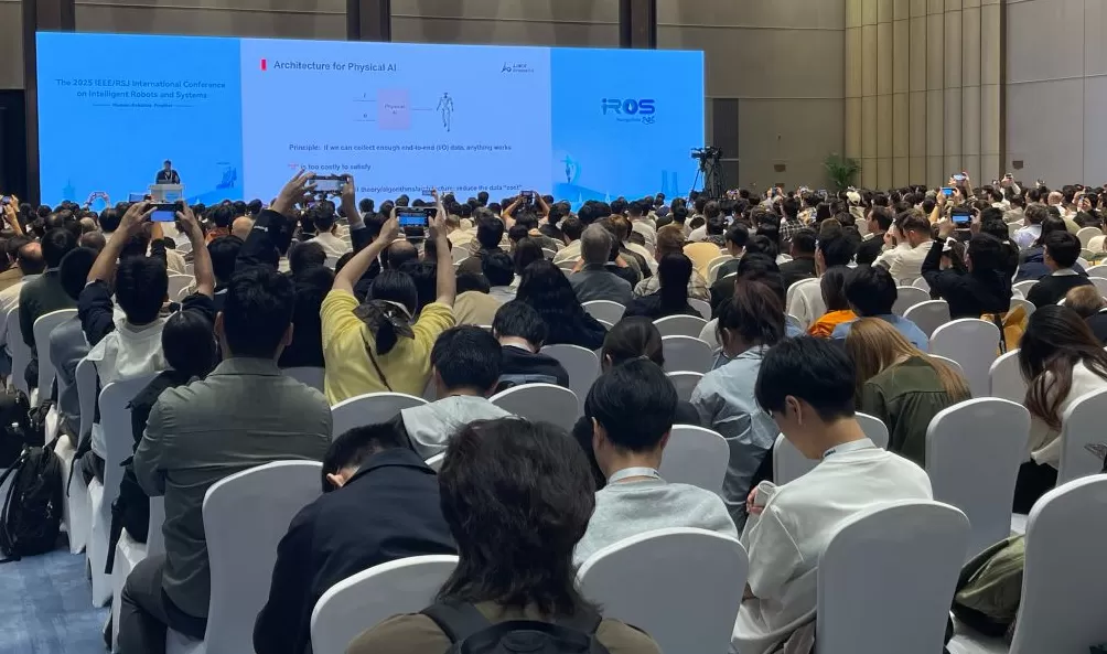 直击IROS：人形机器人热潮下的“人才漩涡”与“替代”争论-第2张图片-