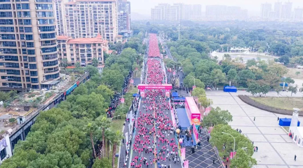 跑一场浪漫“仙马”-第3张图片-