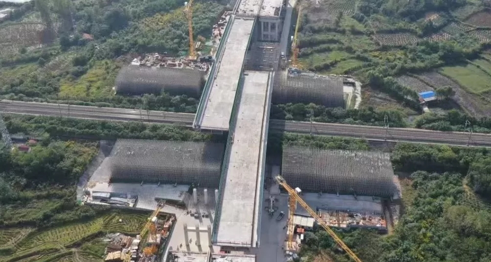 前三季度经济大省中湖北增速领先，豫鄂川湘民间投资增长-第1张图片-