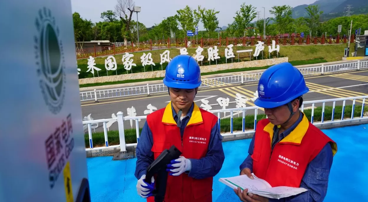 国网江西电力“十四五”发展成效综述：银线织赣鄱，灯火映新程-第3张图片-