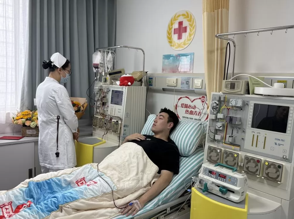 “00后”列车员，成为上海年龄最小造血干细胞捐献者-第1张图片-