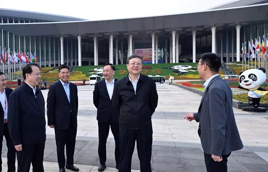 全力确保进博会常办常新、越办越好！陈吉宁龚正检查服务保障和办展办会工作-第2张图片-