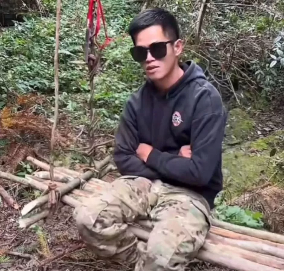 张家界荒野求生热门选手退赛，连下一周雨致腿部冻伤，本人发声：缺盐影响冻伤愈合-第2张图片-