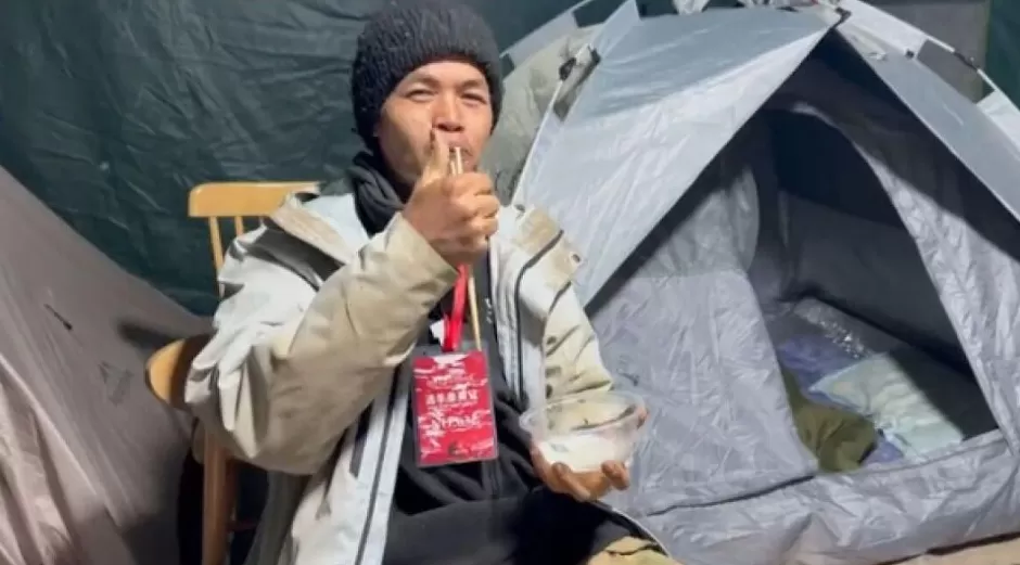 张家界荒野求生热门选手退赛，连下一周雨致腿部冻伤，本人发声：缺盐影响冻伤愈合-第4张图片-