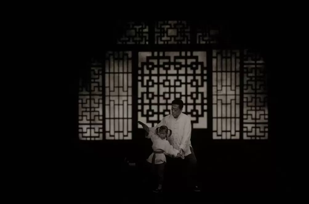 梨园世家的情结外化，台北新剧团上海上演京剧《戏里戏外》-第2张图片-