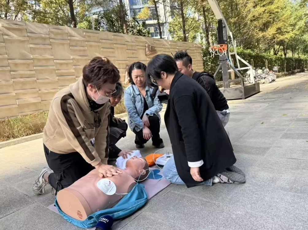 超额完成目标，上海今年在小区和公共场所增配AED超八千台-第2张图片-