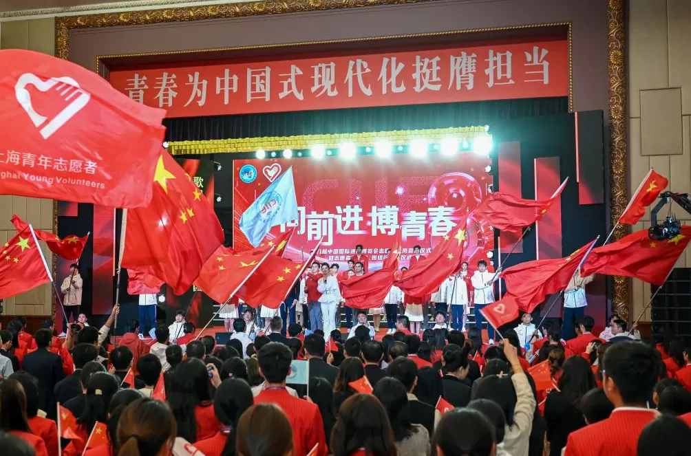 进博直击｜3865名小叶子宣誓上岗，小语种志愿者129人-第8张图片-