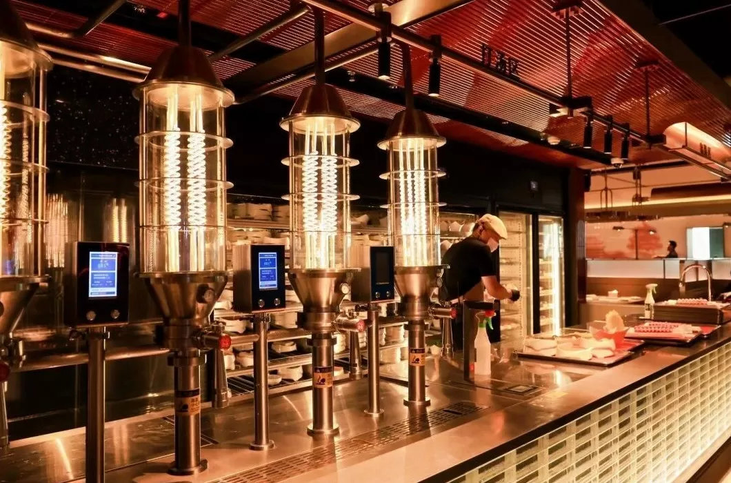 当“服务界天花板”遇上AI，海底捞与火山引擎开启科技餐饮新范式-第4张图片-