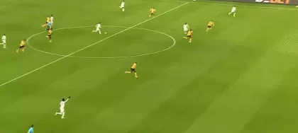 体坛联播｜利物浦7轮6败，拜仁14连胜创五大联赛最佳开局-第15张图片-