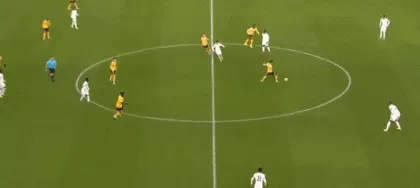 体坛联播｜利物浦7轮6败，拜仁14连胜创五大联赛最佳开局-第17张图片-