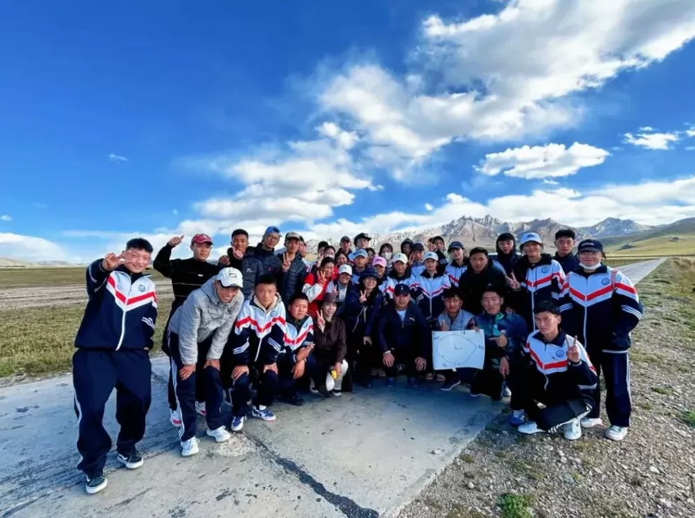 从黄浦江畔回到三江源头，她想培养“生态医生”-第2张图片-