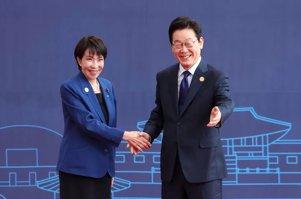 李在明与高市早苗会晤气氛积极，韩媒：对韩日关系持乐观态度为时尚早-第1张图片-