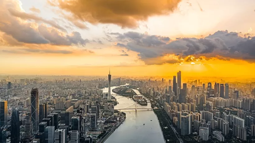 三日内连拿三地，越秀在大本营疯狂补仓-第1张图片-