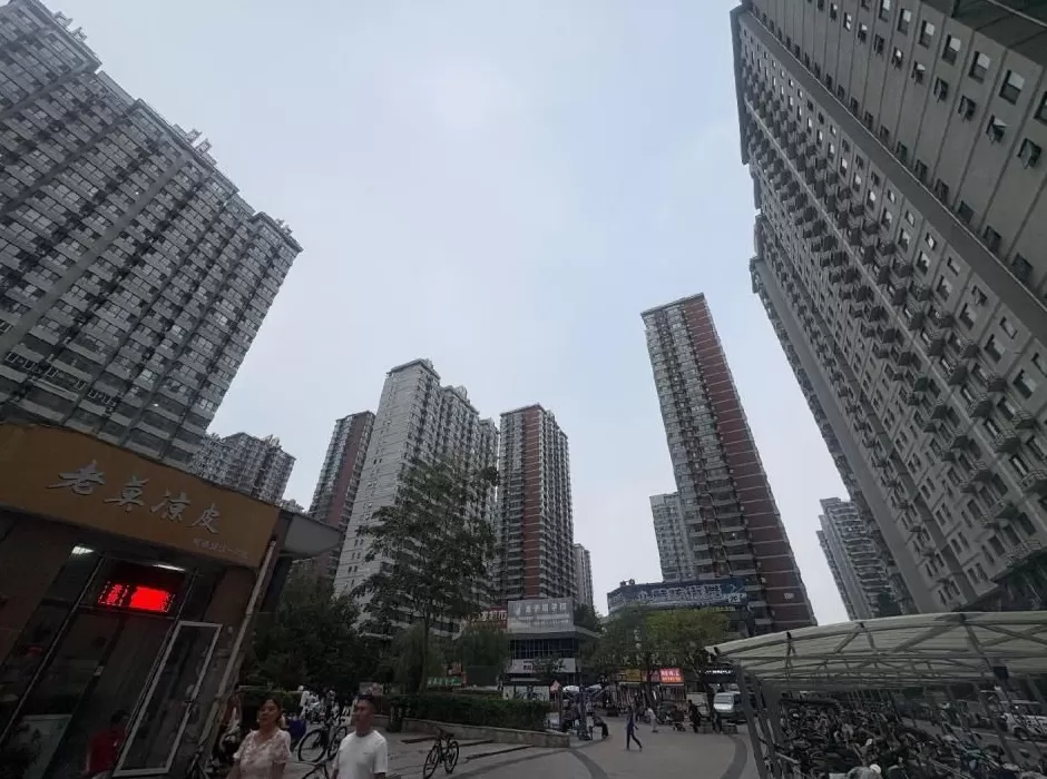 楼市冷清，有人卖不起房-第1张图片-