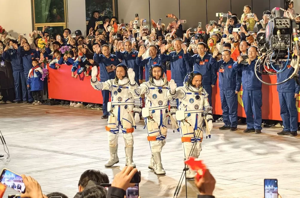 第1现场·神舟二十一｜出征！我国最年轻航天员将圆梦太空-第1张图片-