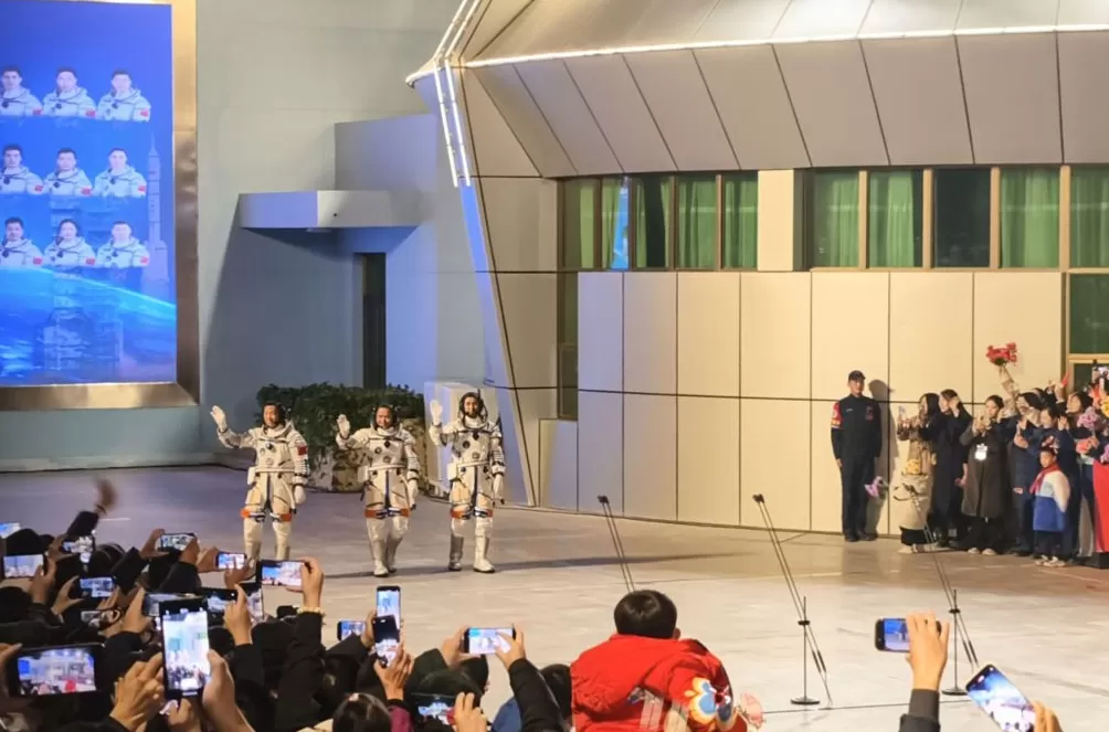 第1现场·神舟二十一｜出征！我国最年轻航天员将圆梦太空-第3张图片-