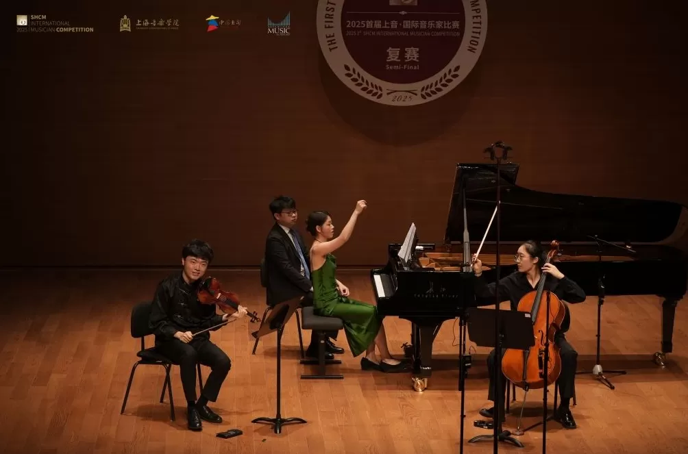 不秀独奏拼全能，20位钢琴才俊的泉州“闯关记”-第2张图片-
