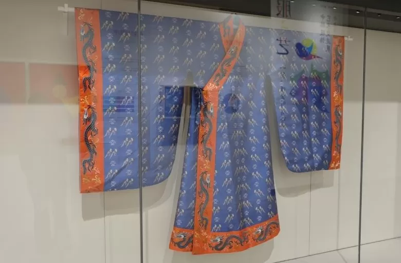 一针一线间，看中韩服饰艺术的传统和现在-第4张图片-