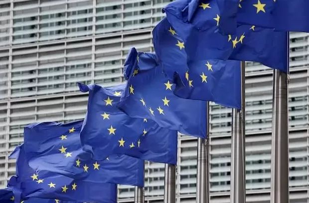 保加利亚议会决定暂停向其他欧盟成员国供应石油产品-第1张图片-