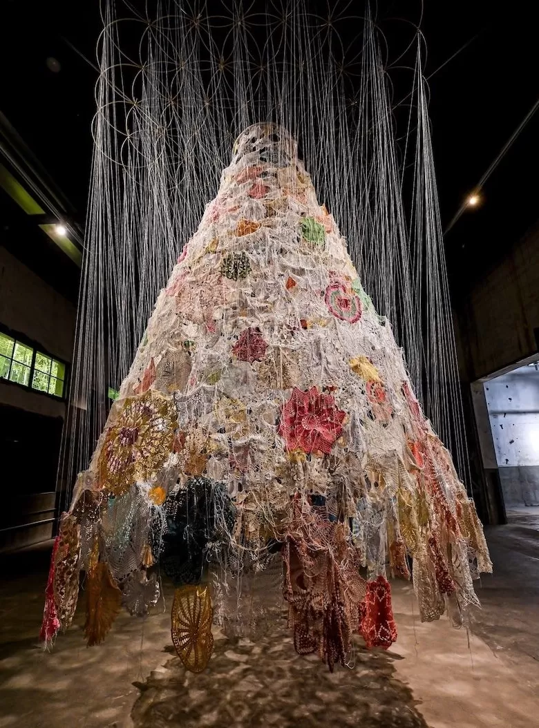 拉古纳奖亚洲首展，工业遗产汇聚全球青年艺术-第9张图片-