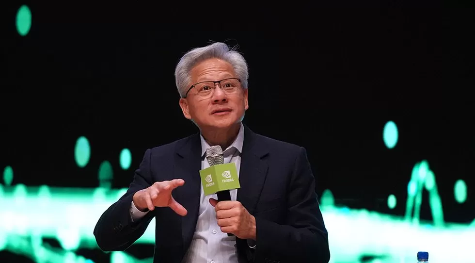 黄仁勋：“对华出售最先进半导体会危及国家安全”站不住脚-第1张图片-