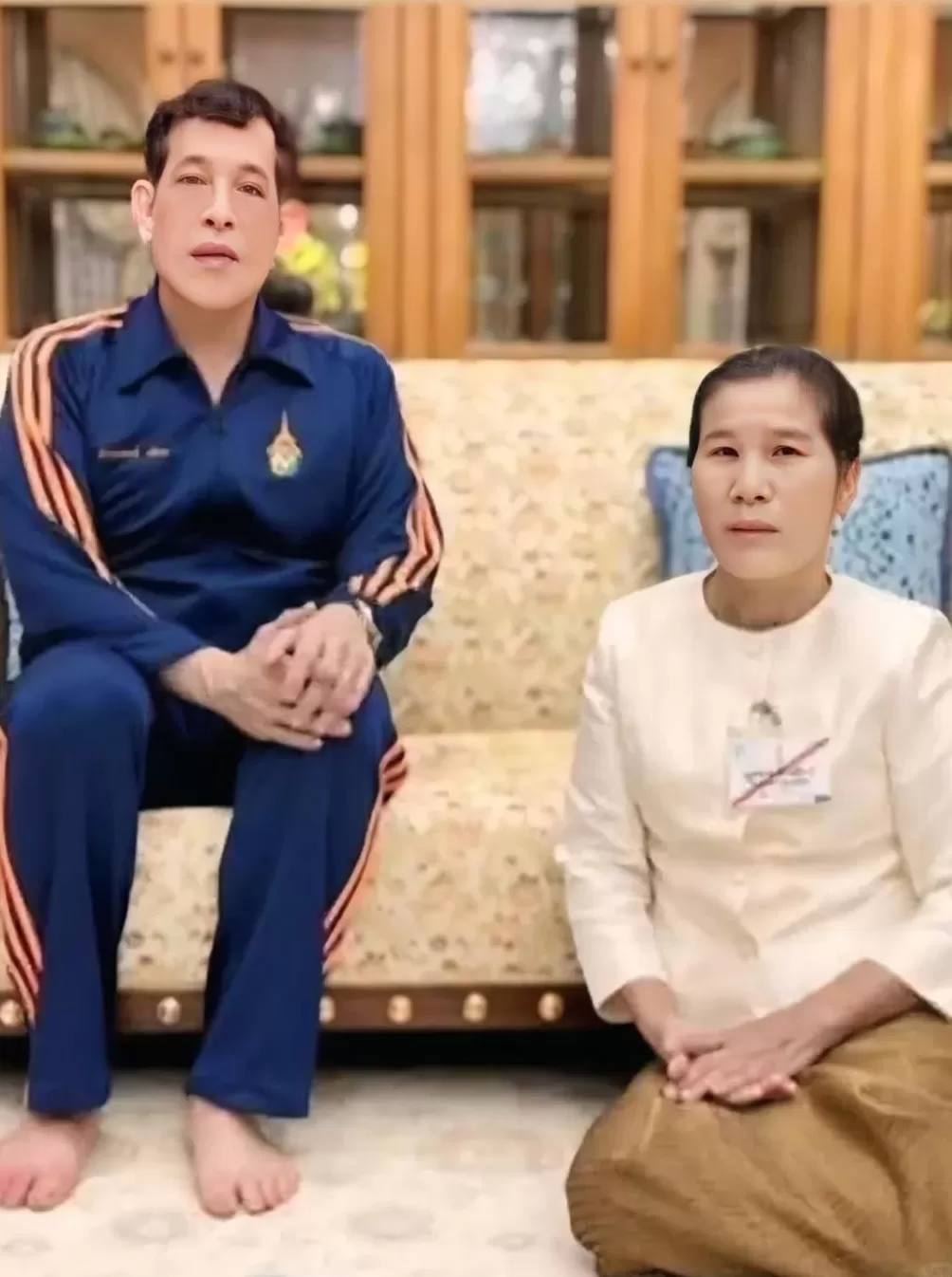 泰贵妃诗妮娜强势复出？王太后葬礼稳坐准太子身边，辅佐其多年要与王后斗到底？-第9张图片-