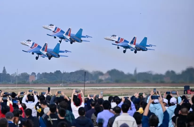 来英雄城共赴“蓝天盛会”：2025南昌飞行大会开幕-第4张图片-