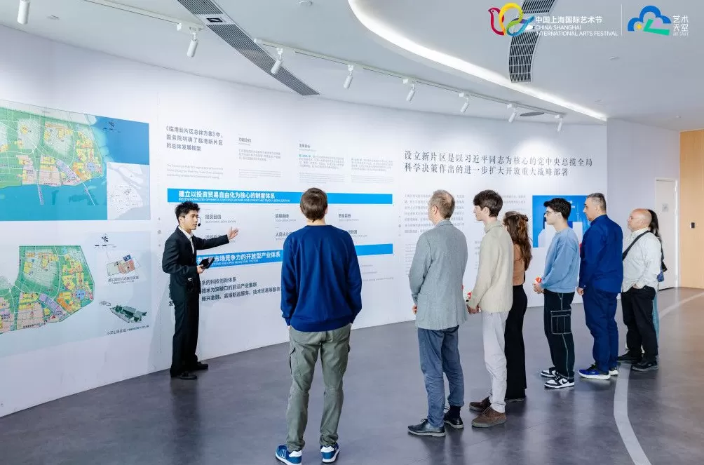 笛韵绕湖、琴音和鸣，意大利GOB乐团在上海“一日跨古今”-第3张图片-