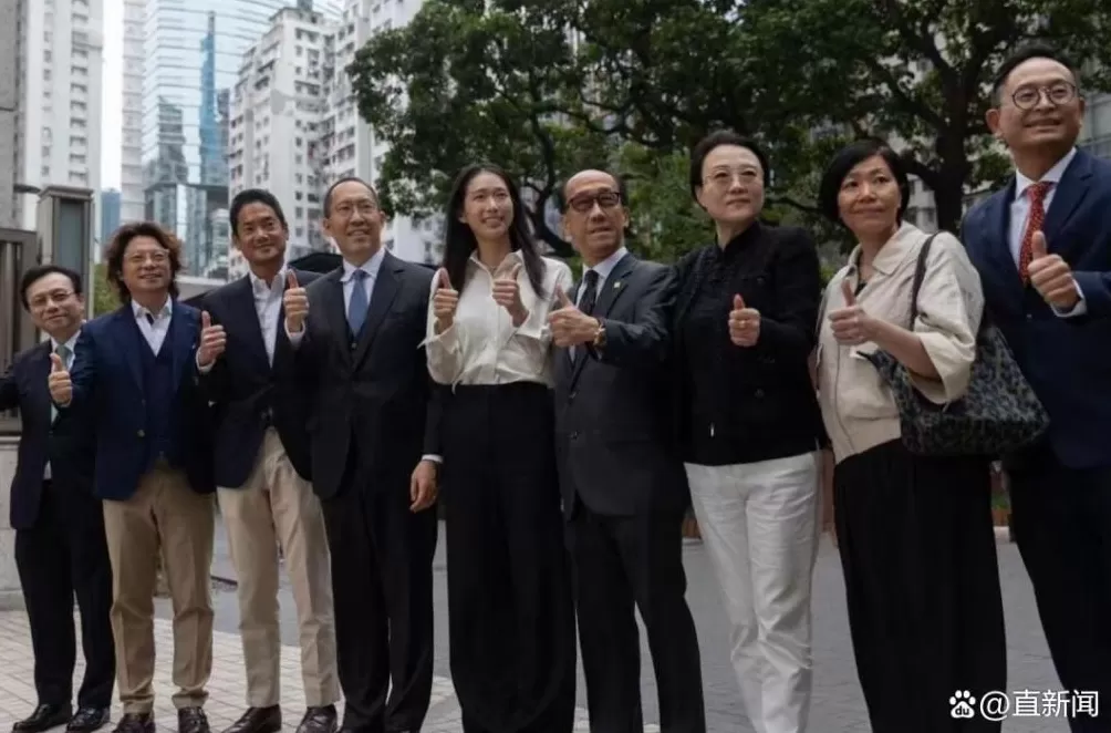 香港“微笑剑后”确认参选，为何这些大佬为她站台？-第4张图片-