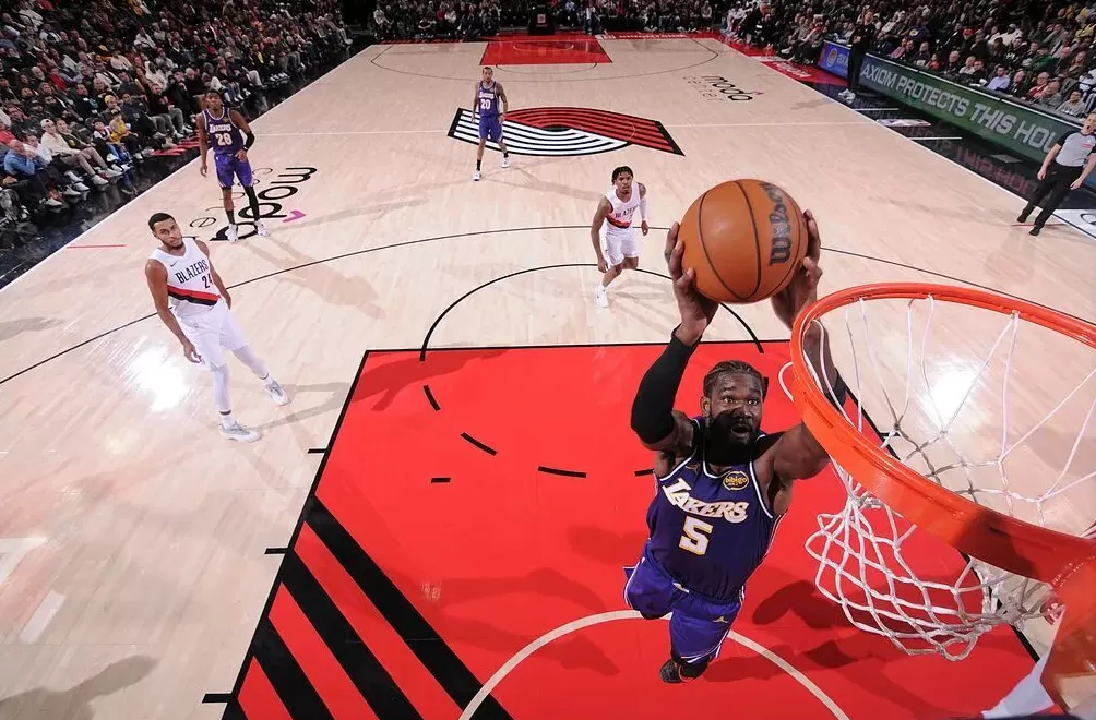 NBA战旧主之日：鲍威尔送快船主场首败，艾顿弑杀开拓者-第4张图片-