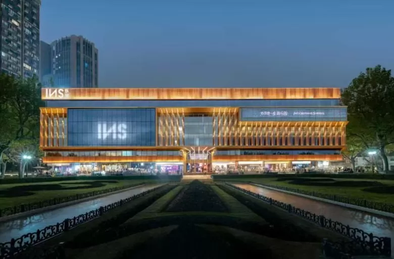 上海人可以在“夜店”领证了？-第2张图片-