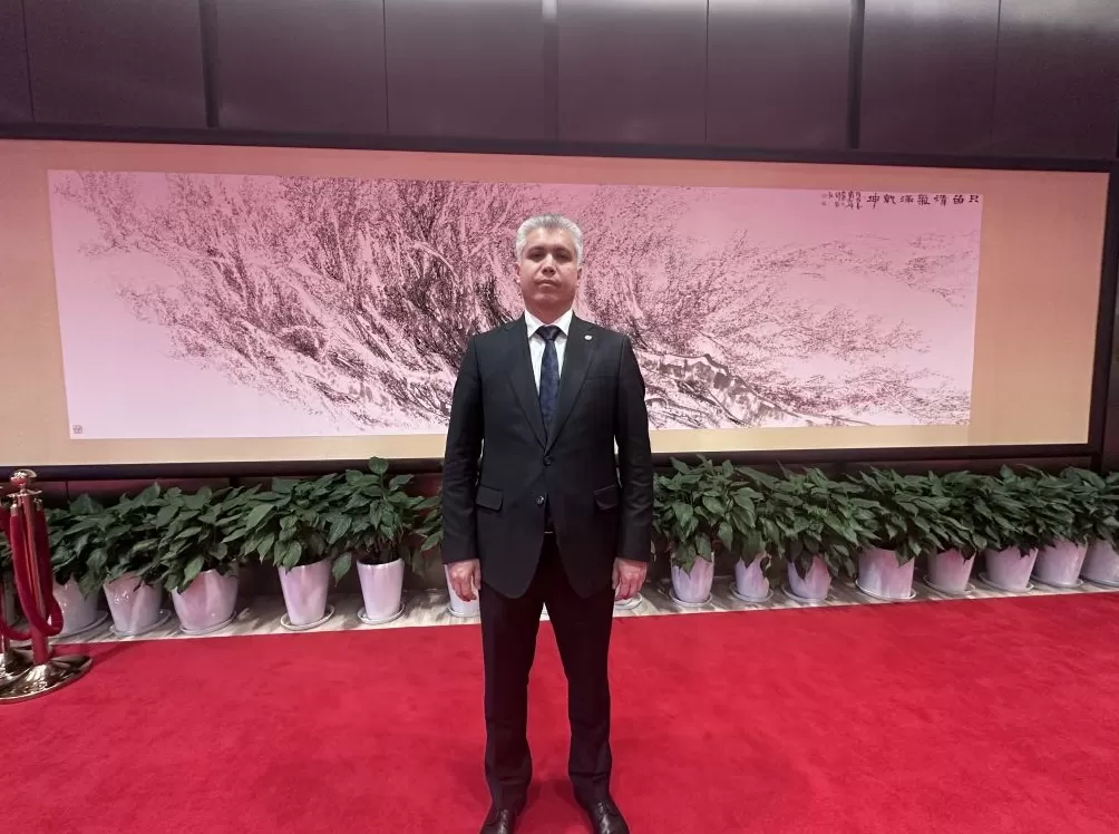 专访｜乌兹别克斯坦最高会议立法院副议长：中国科技产品受民众欢迎，期待深化人工智能与数字基建合作-第1张图片-