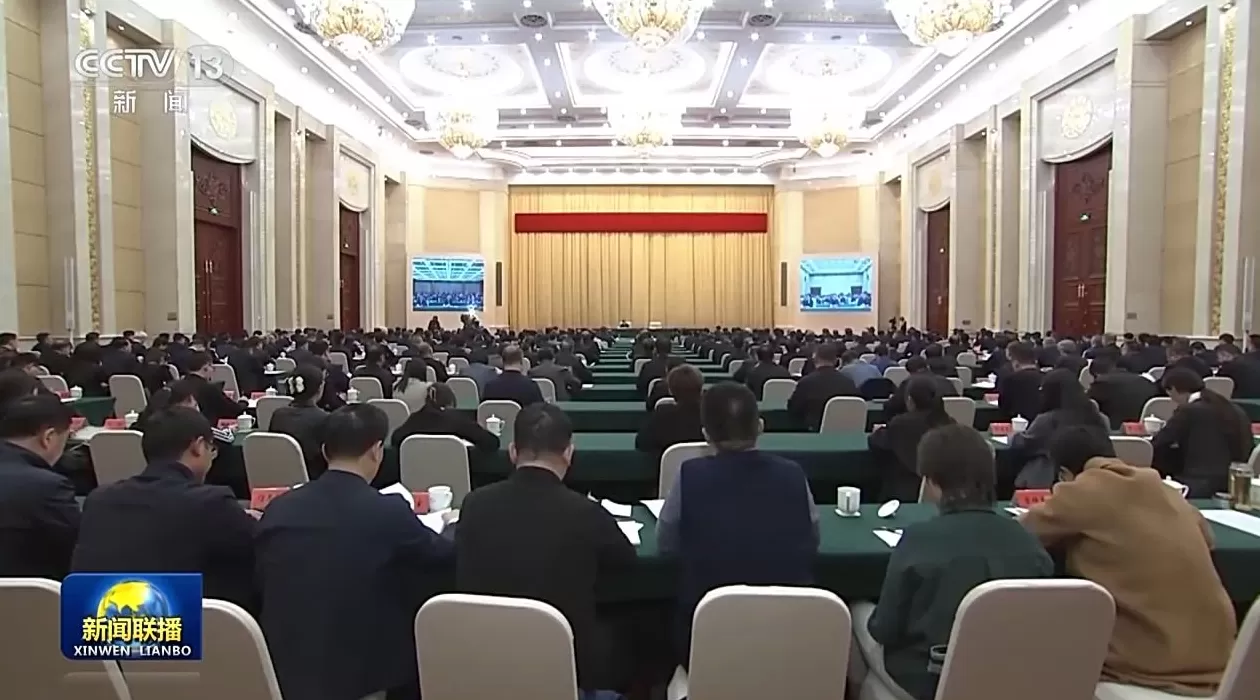 视频丨中央宣讲团在各地各部门宣讲党的二十届四中全会精神-第5张图片-