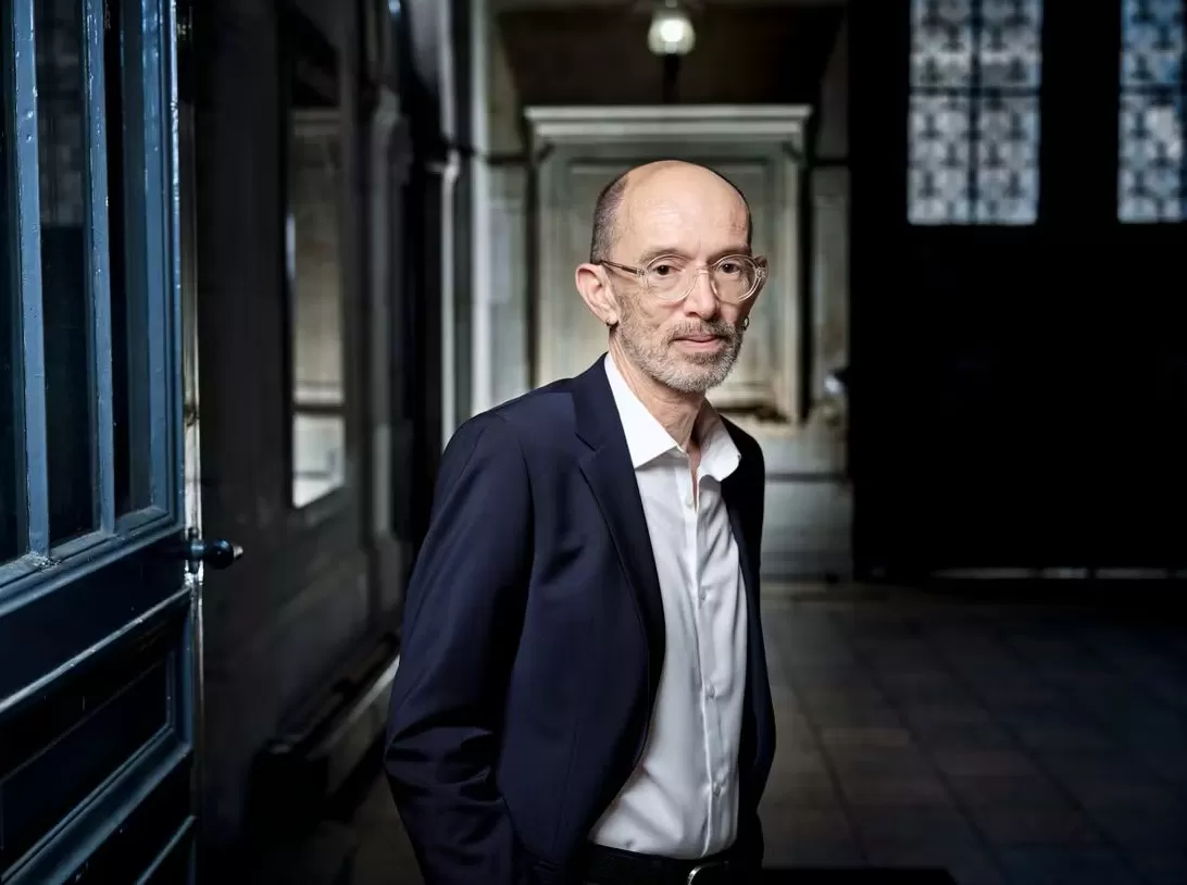 750页家族史诗，作家莫维尼埃凭获得2025龚古尔文学奖-第2张图片-