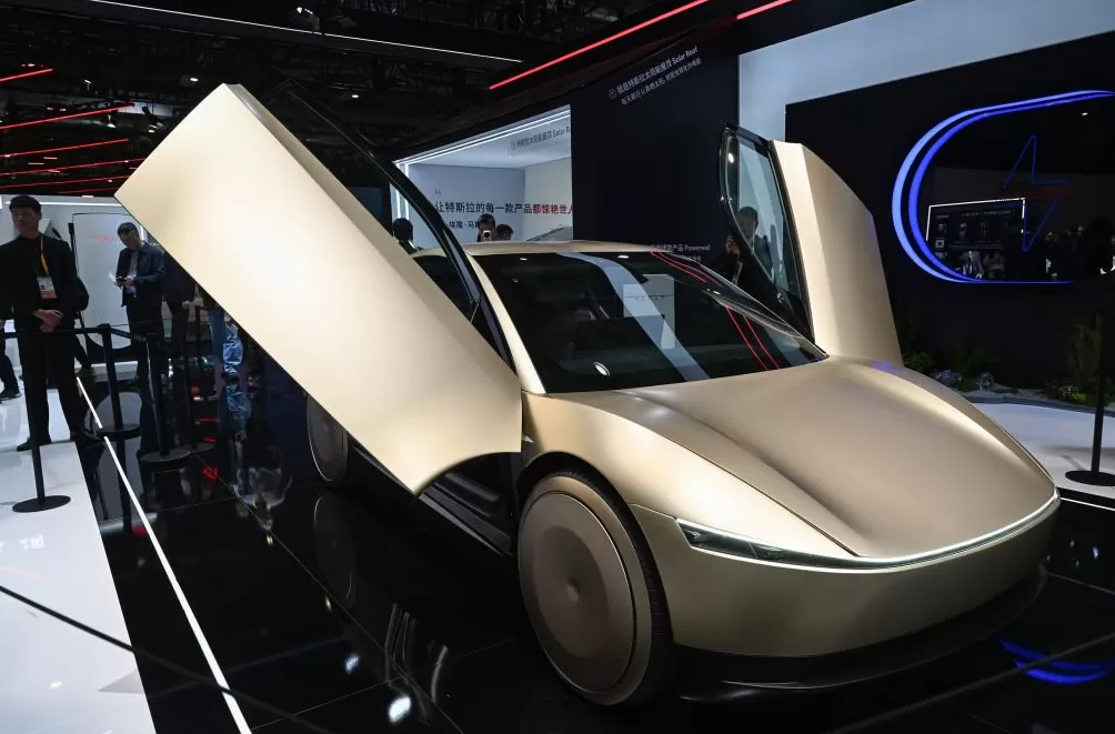 进博直击｜ 首发首秀闪耀全场：解码未来趋势，锁定创新风向-第2张图片-