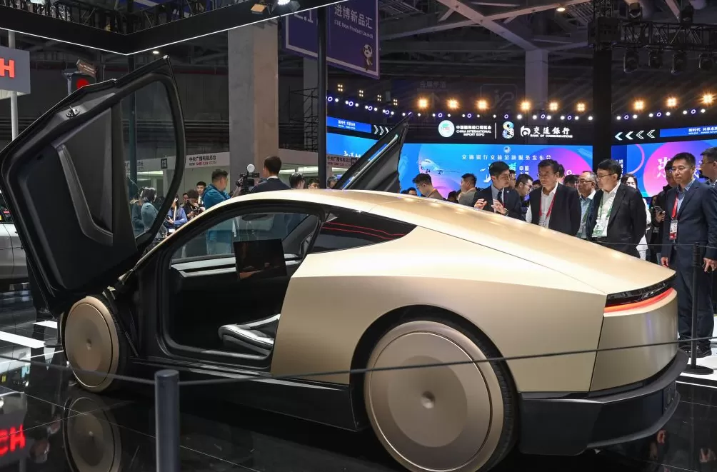 进博直击｜ 首发首秀闪耀全场：解码未来趋势，锁定创新风向-第5张图片-