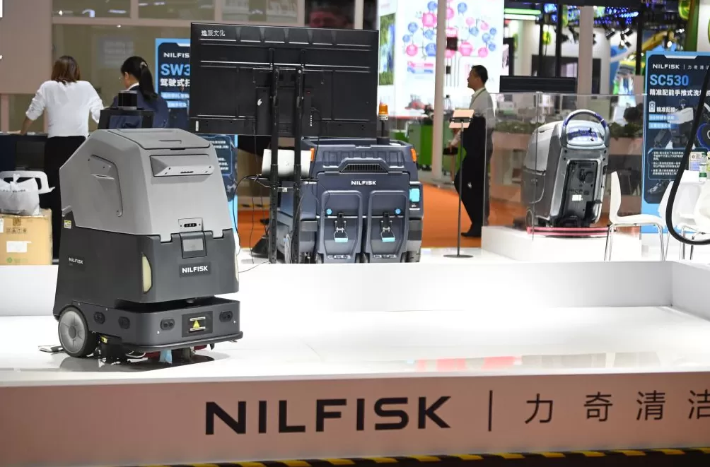 进博直击｜ 首发首秀闪耀全场：解码未来趋势，锁定创新风向-第10张图片-