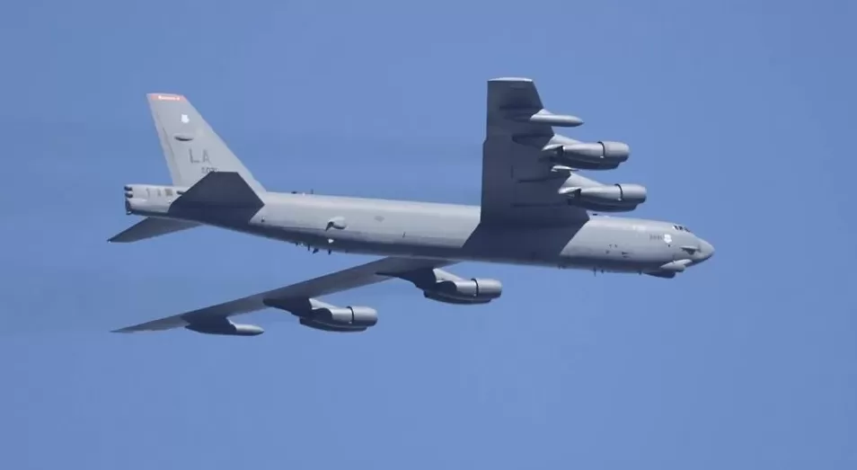 美军两架B-52轰炸机接近委内瑞拉海岸-第1张图片-