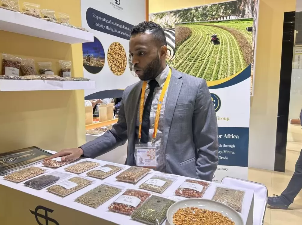 何为进博｜从机器人到“空中专车”，科技成果向“新”见未来-第10张图片-