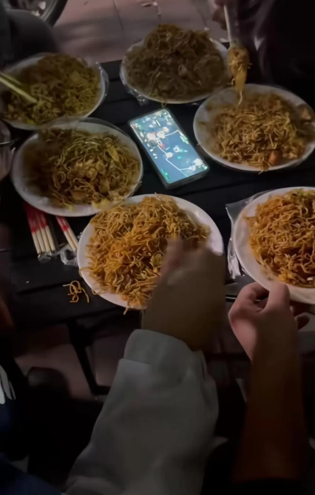 “我不是为了出名！”商丘“3元炒面大姐”回应质疑-第2张图片-