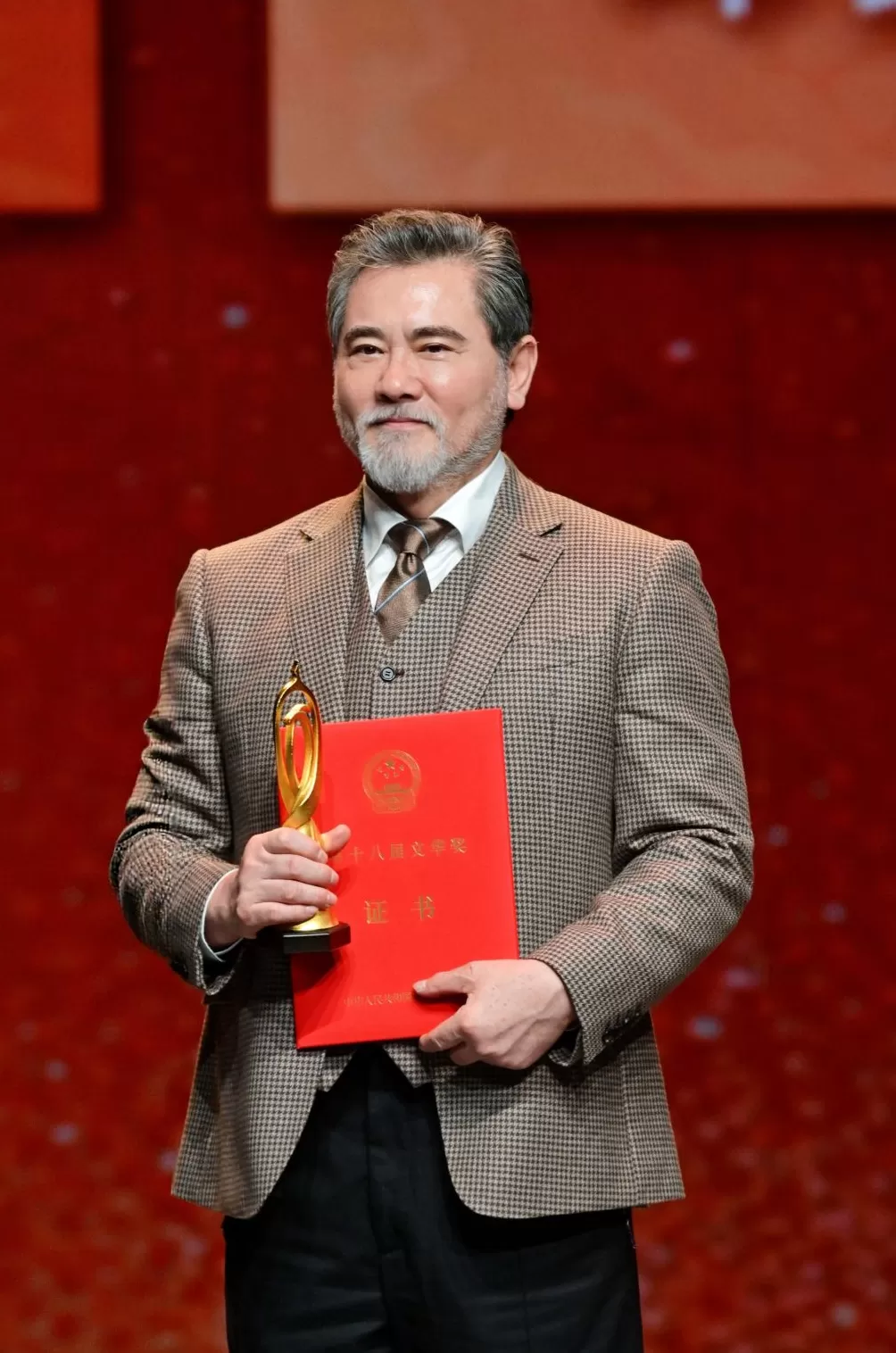 专访文华奖获得者赵文瑄：感谢莫言老师写了这么精彩的剧本，演得很过瘾-第1张图片-