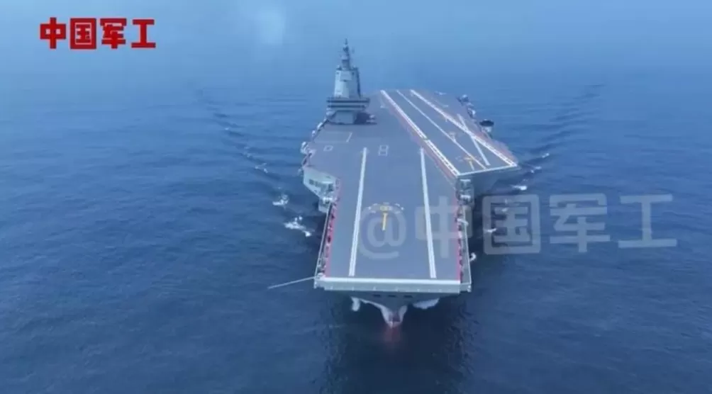 唐驳虎：福建舰一步跨过美国航母弯路，中国海军已握制海利剑-第2张图片-