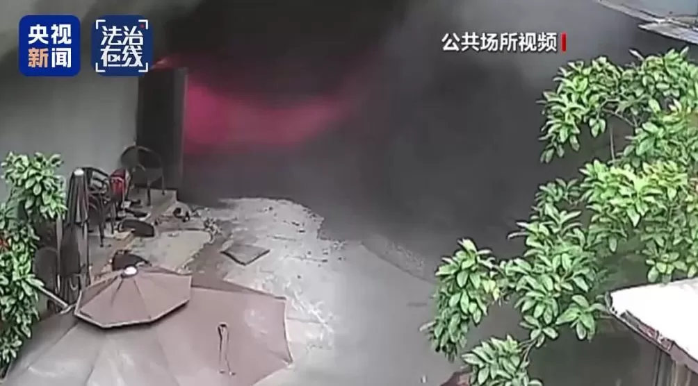 央视披露四川自贡九鼎大楼重大火灾致16人遇难、39人受伤事故-第11张图片-